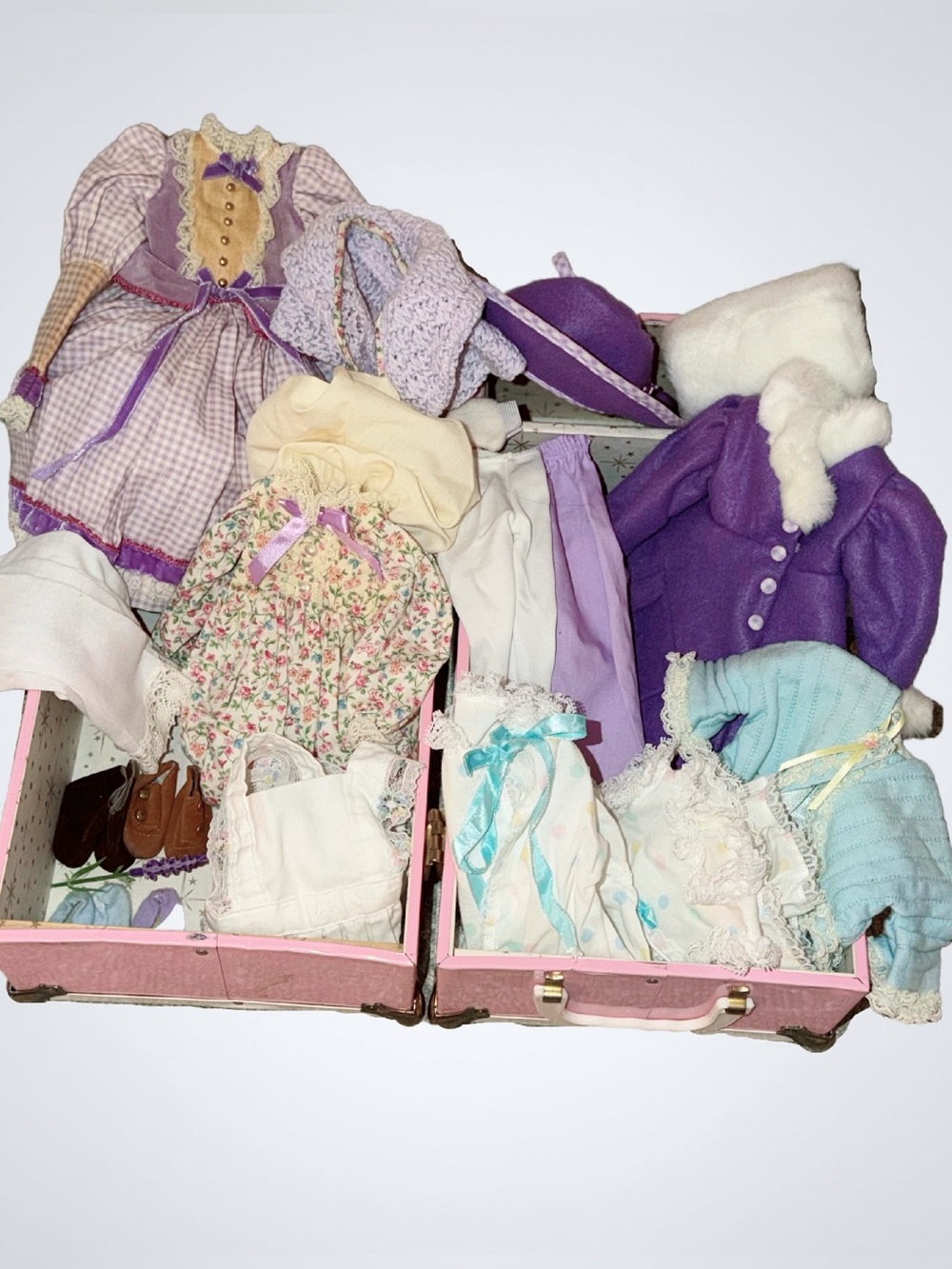 Madame Alexander 16" Meg + Beth Little Women Journal Doll Clothes Trunk Lot 1998